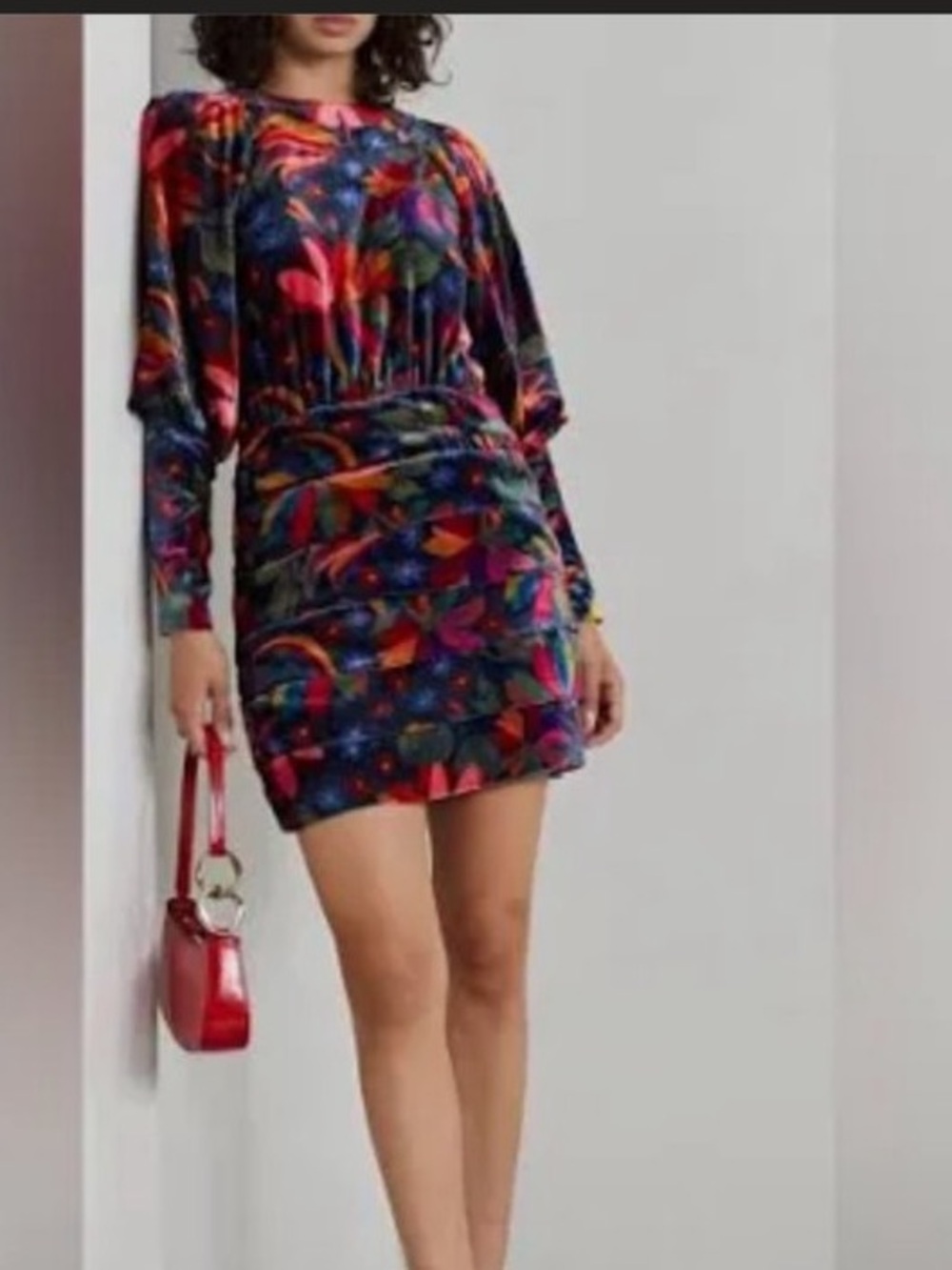 FARM Rio Banana Sky Velvet Mini Dress with Red, Pink & Blue Floral Print S - Picture 4 of 4